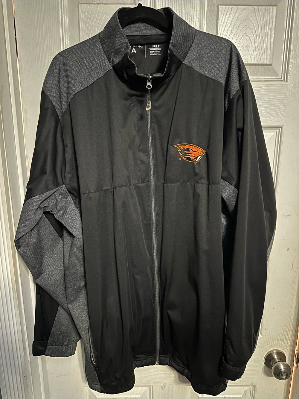 Antigua Black and Gray Full-Zip Performance Jacket OREGON STATE BEAVERS 3XLT
